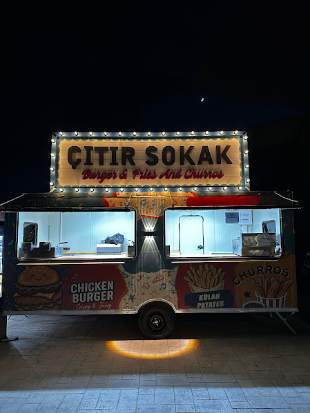 çıtır sokak yemek karavanı