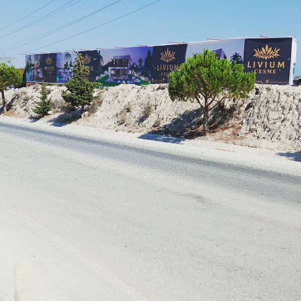 çeşme livium sitesi çevre branda kapatması.